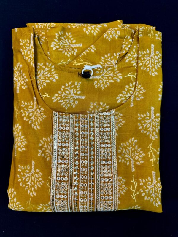 MUSLIN READYMADE